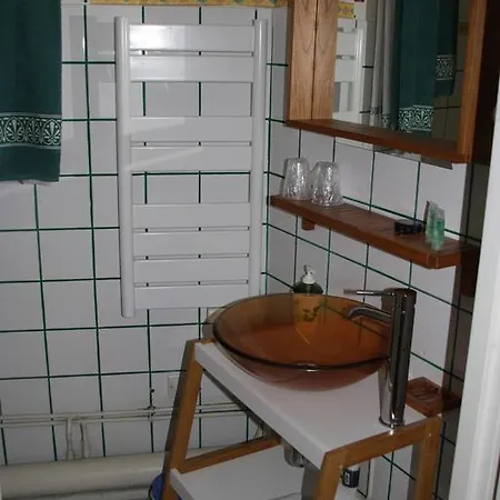 Maison Du Pays De Serres Bed & Breakfast Lacépède